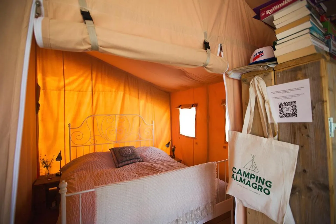 Luxury tent Tienda De Safari Almagro Hotel Montecorto